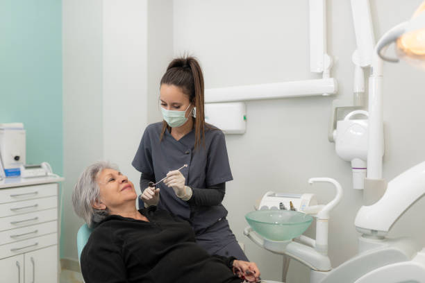 Best Emergency Dentist for Knocked-Out Tooth in Edwardsvle, IL